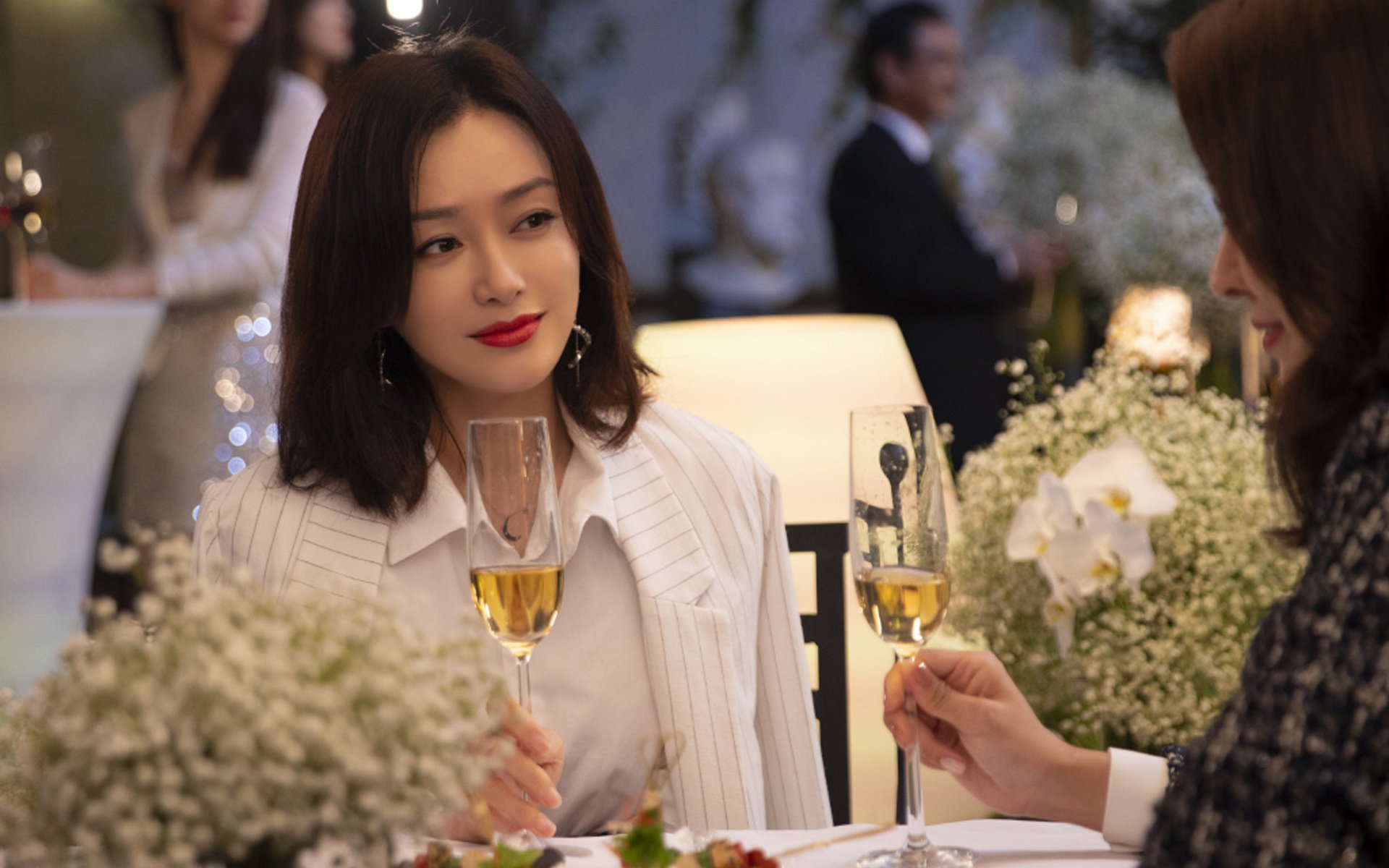 爱游戏官网-拜仁双中卫向前传递质量极高，拜仁 中卫